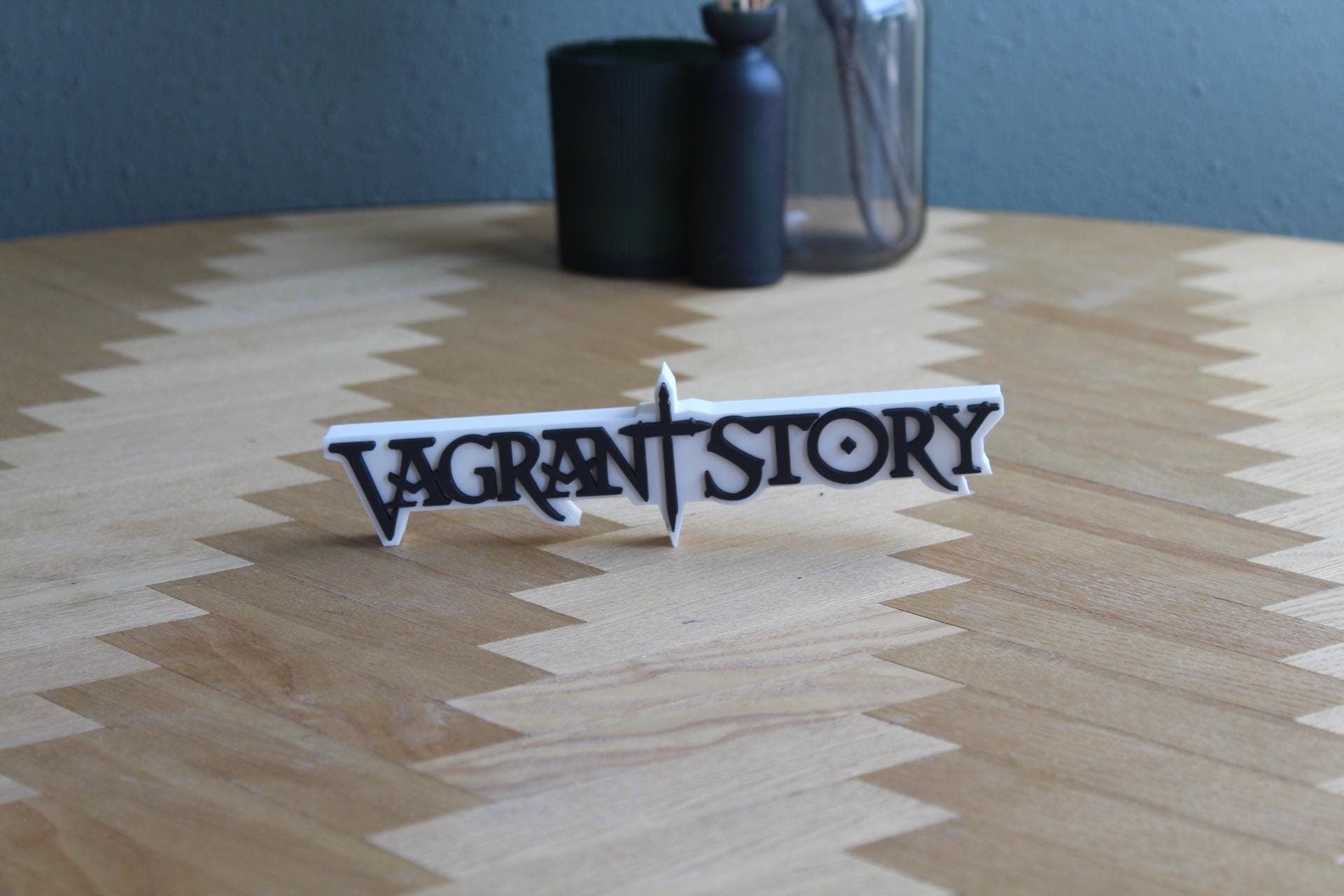 Vagrant Story Logo | Ashley Riot | Guildenstern | Renaud | JRPG | 3D Druck Figur